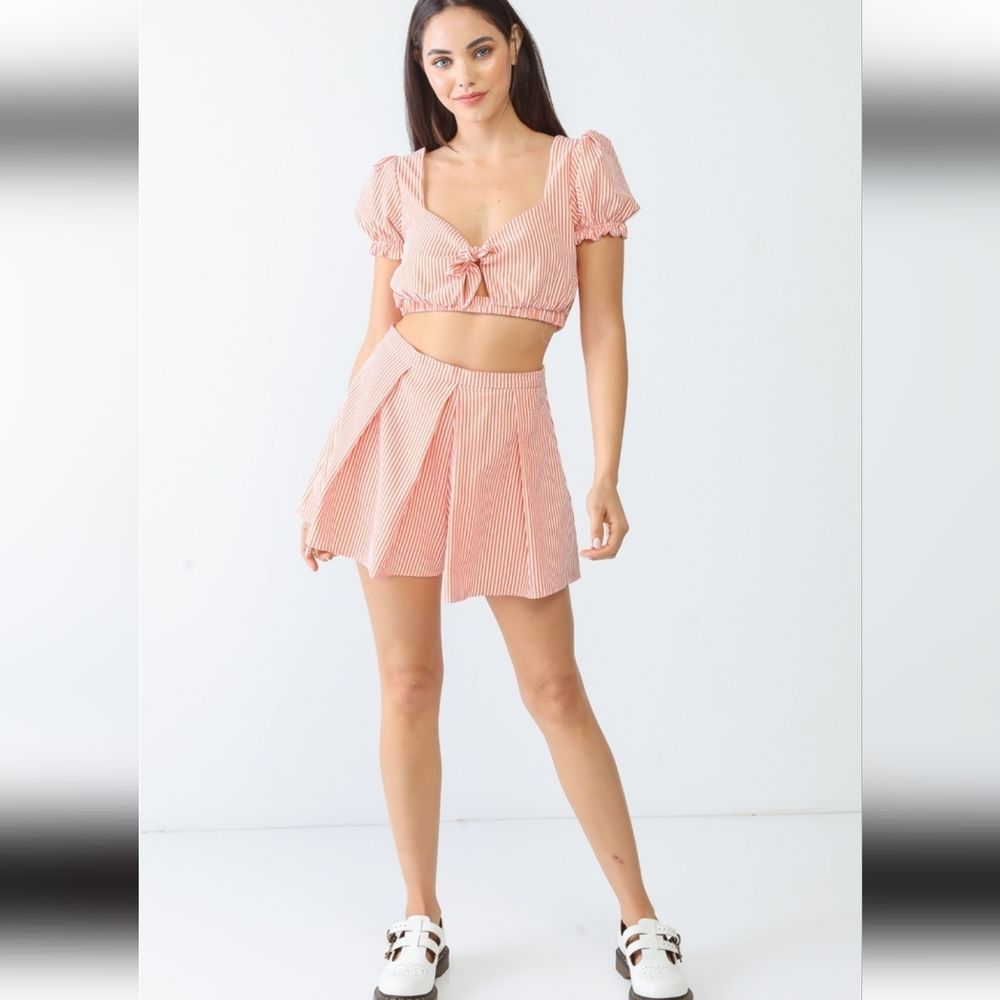 Top and high waist shorts set